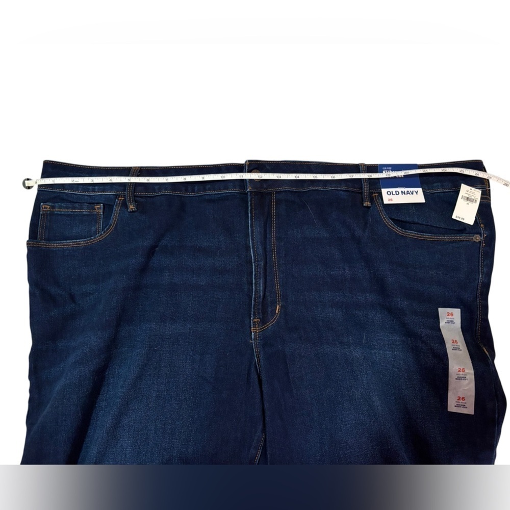 NWT Old Navy Women's Mid-Rise Kicker Boot Cut Jeans - Picture 4 of 6